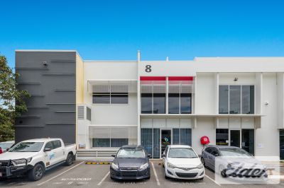 MODERN OFFICE/SHOWROOM IN BREENE PLACE!