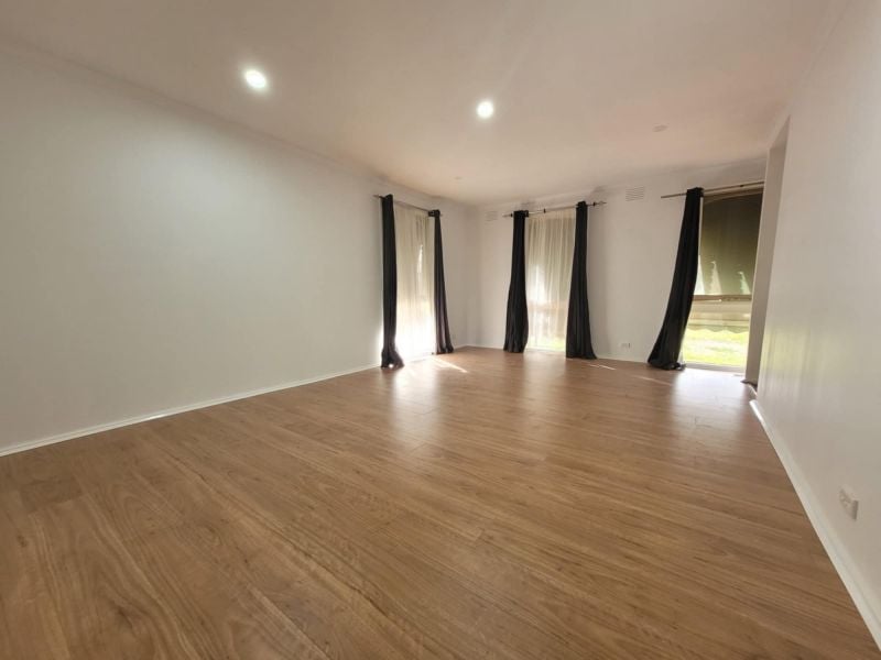 5 Dallas Drive, Lalor