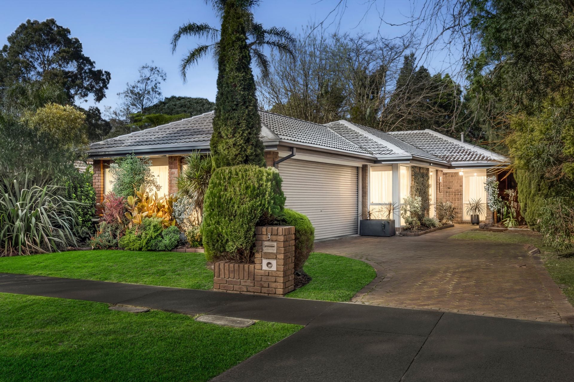 3 Bushview Glade BORONIA VIC, Boronia - Image 1