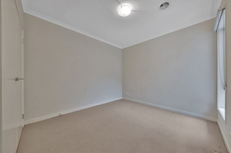 6 Meadowcroft Road, Wollert