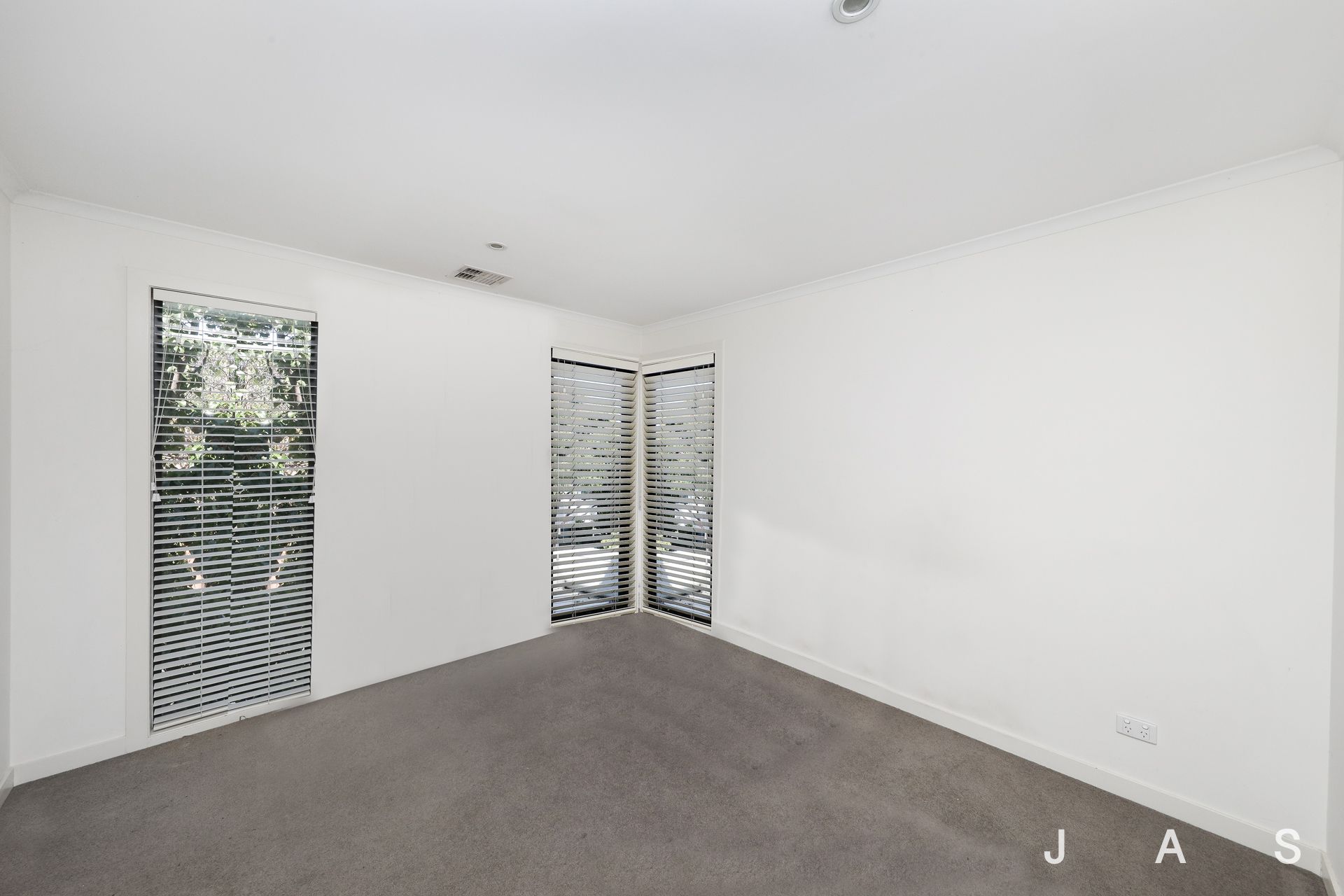 83 McDougall Drive Footscray VIC, Footscray - Thumbnail 5