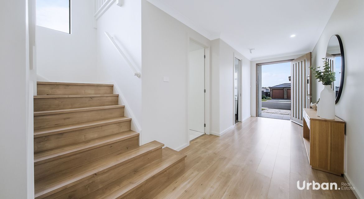 Lochinvar 11 Gregory Road