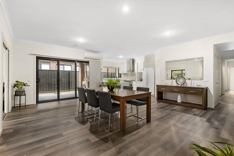 27 Conservation Drive, Craigieburn