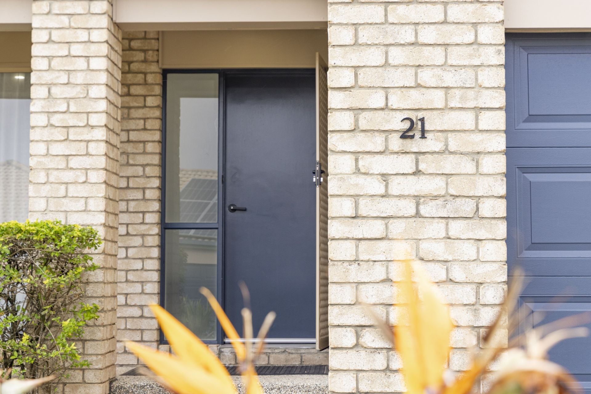 21/1 Archipelago Street, Pacific Pines QLD, Pacific Pines - Thumbnail 2