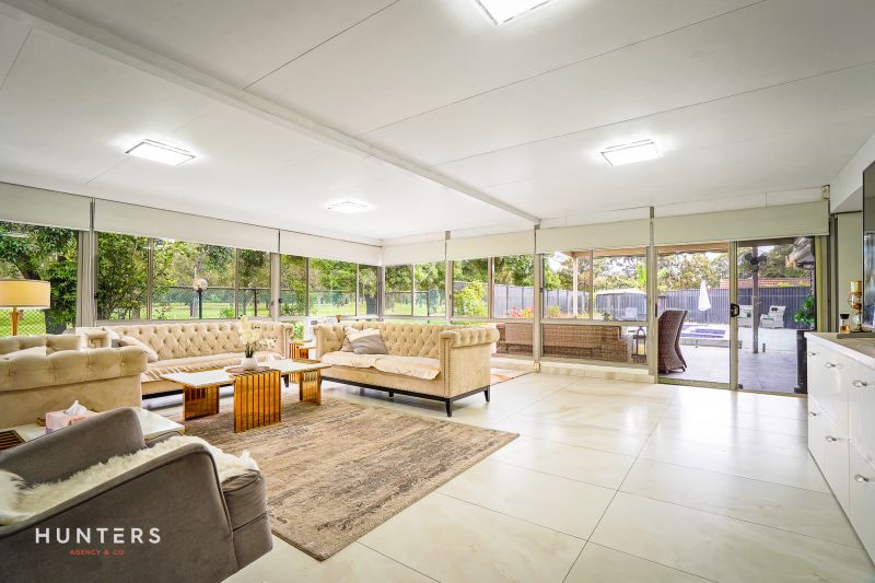 4 Elayne Place, Guildford