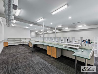 HIGH END OFFICE WITH 16 CAR PARKS!