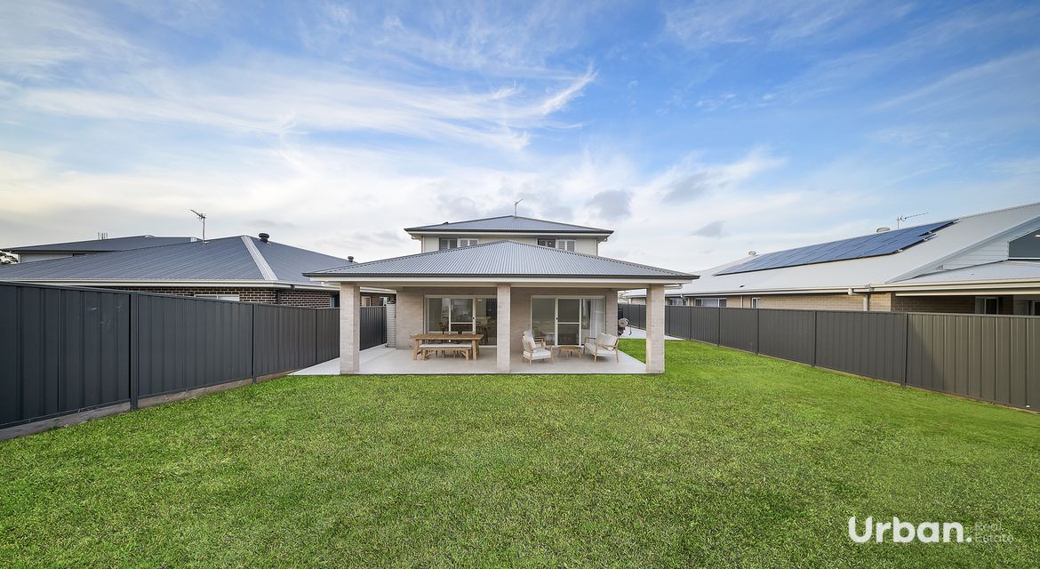 Lochinvar 11 Gregory Road