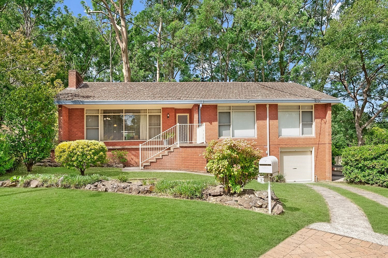 24 Lancaster Avenue, Beecroft, Beecroft - Thumbnail 2