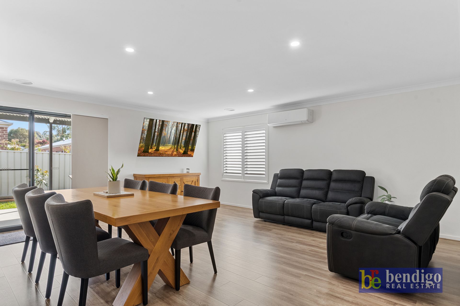 22 Webdon Drive North Bendigo VIC, Bendigo - Thumbnail 2