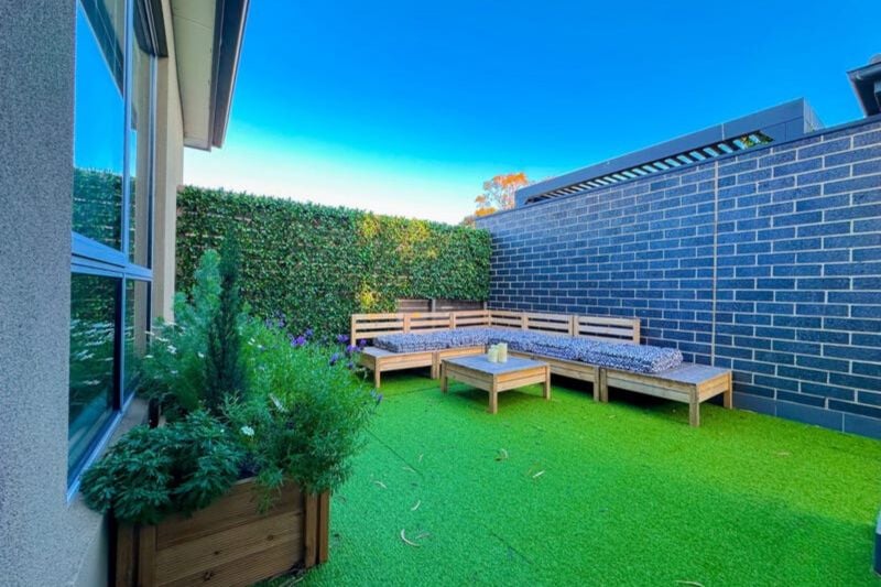 2/7 Cuthbert Street, Broadmeadows
