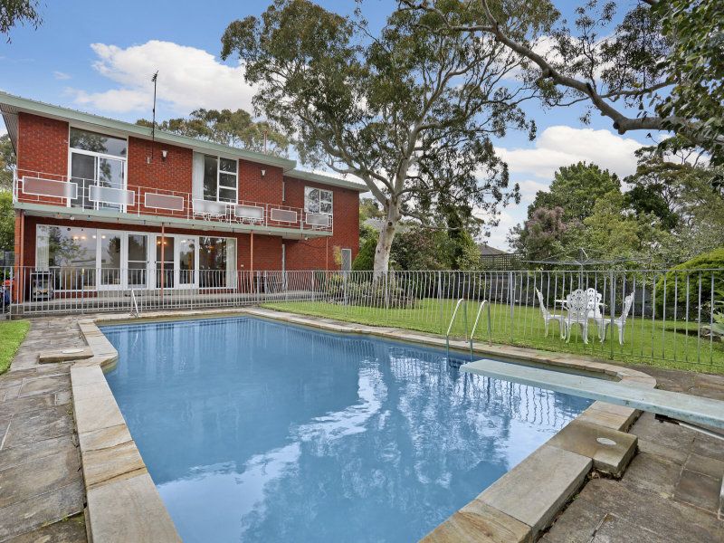 5 Matthew Flinders Place, BURRANEER, Burraneer - Thumbnail 2