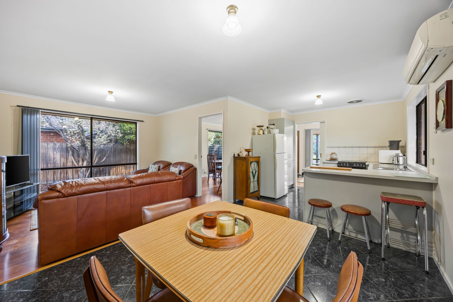 87 Marie Crescent, Wendouree, Wendouree - Thumbnail 6