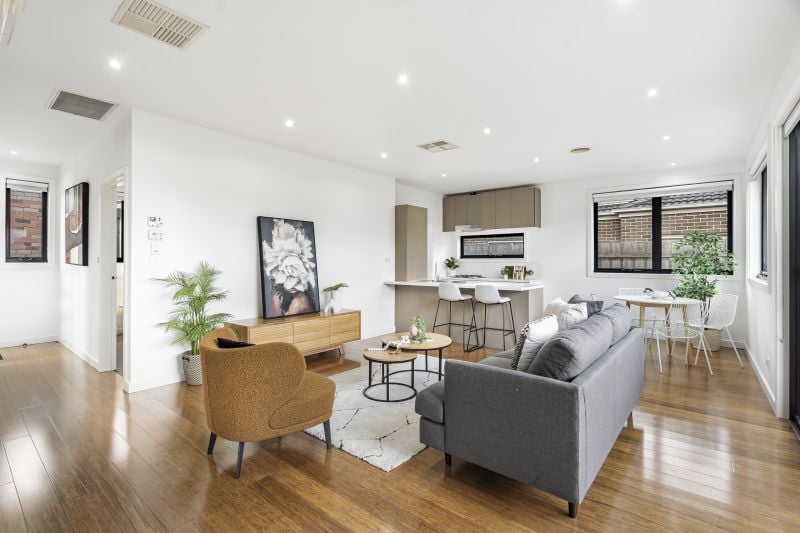 2/21 William Street, Lalor