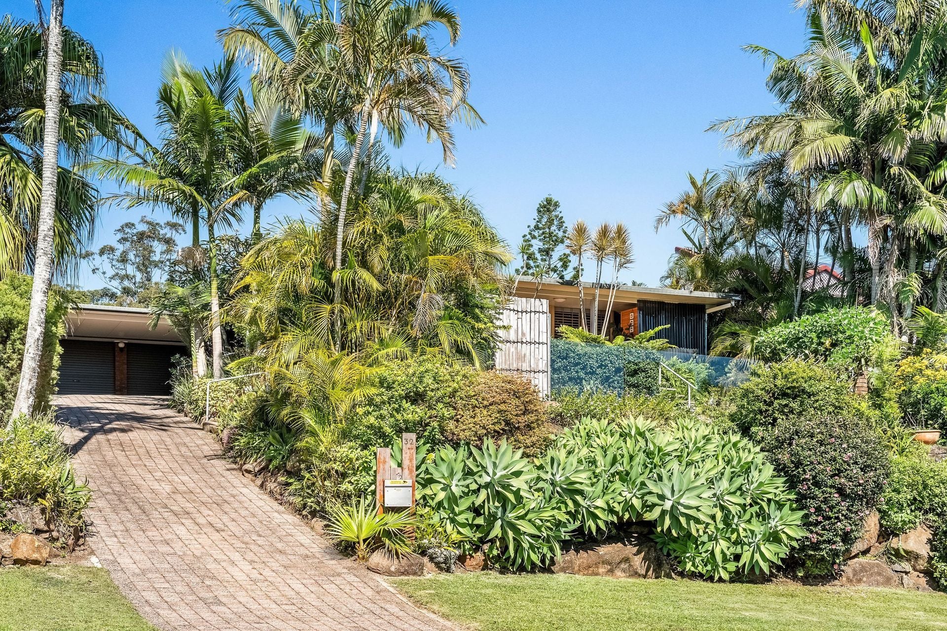 32 Hillcrest Avenue, Goonellabah - Thumbnail 2