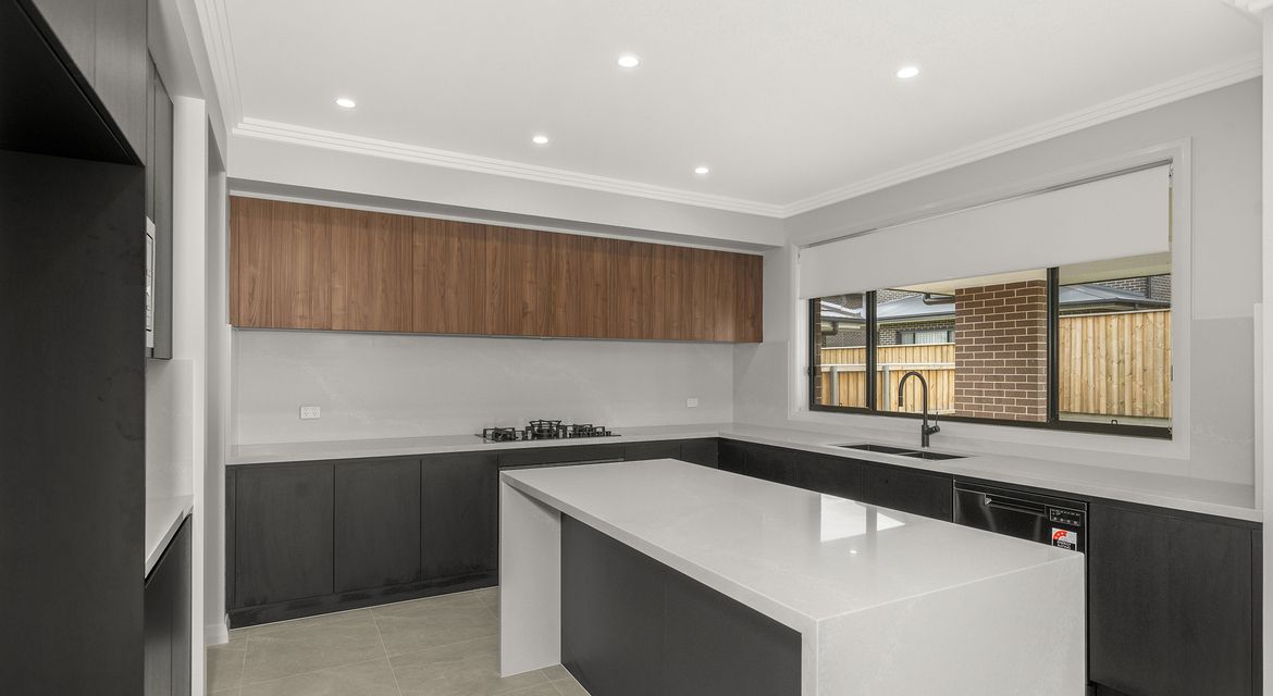 Box Hill 41 Tuckeroo Street (Gables)