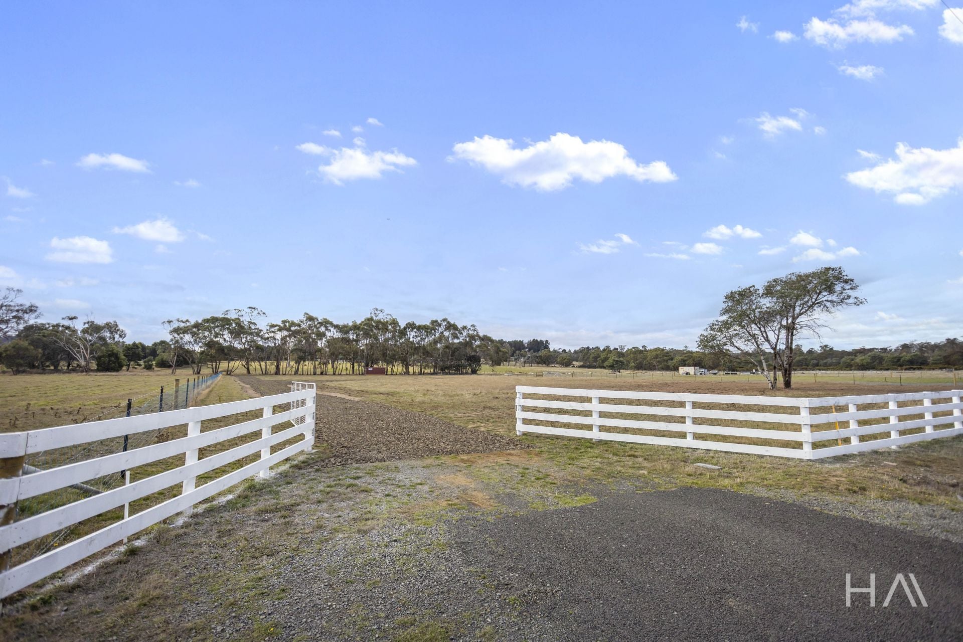 7 Keppoch Lane Perth, Perth - Thumbnail 3