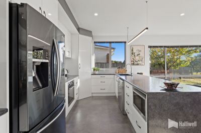 3
 
 
 
  
 
 
 2
 
 
 
  
 
 
 2
 
 
 
 
 
 
 
 27 Shearwater Boulevard, Shearwater TAS 7307, Shearwater - Thumbnail 6