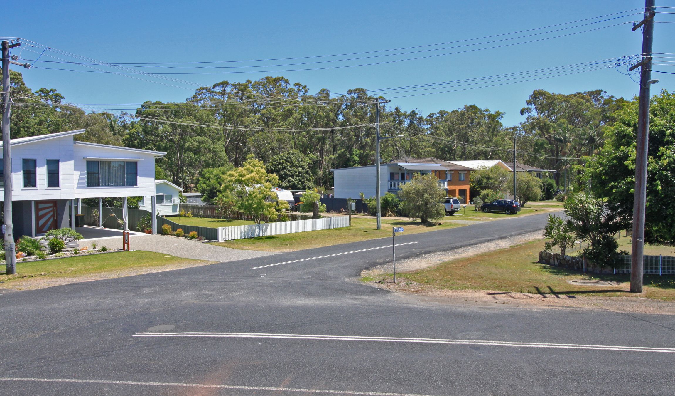 6 Pioneer Street, NORTH HAVEN NSW 2443
