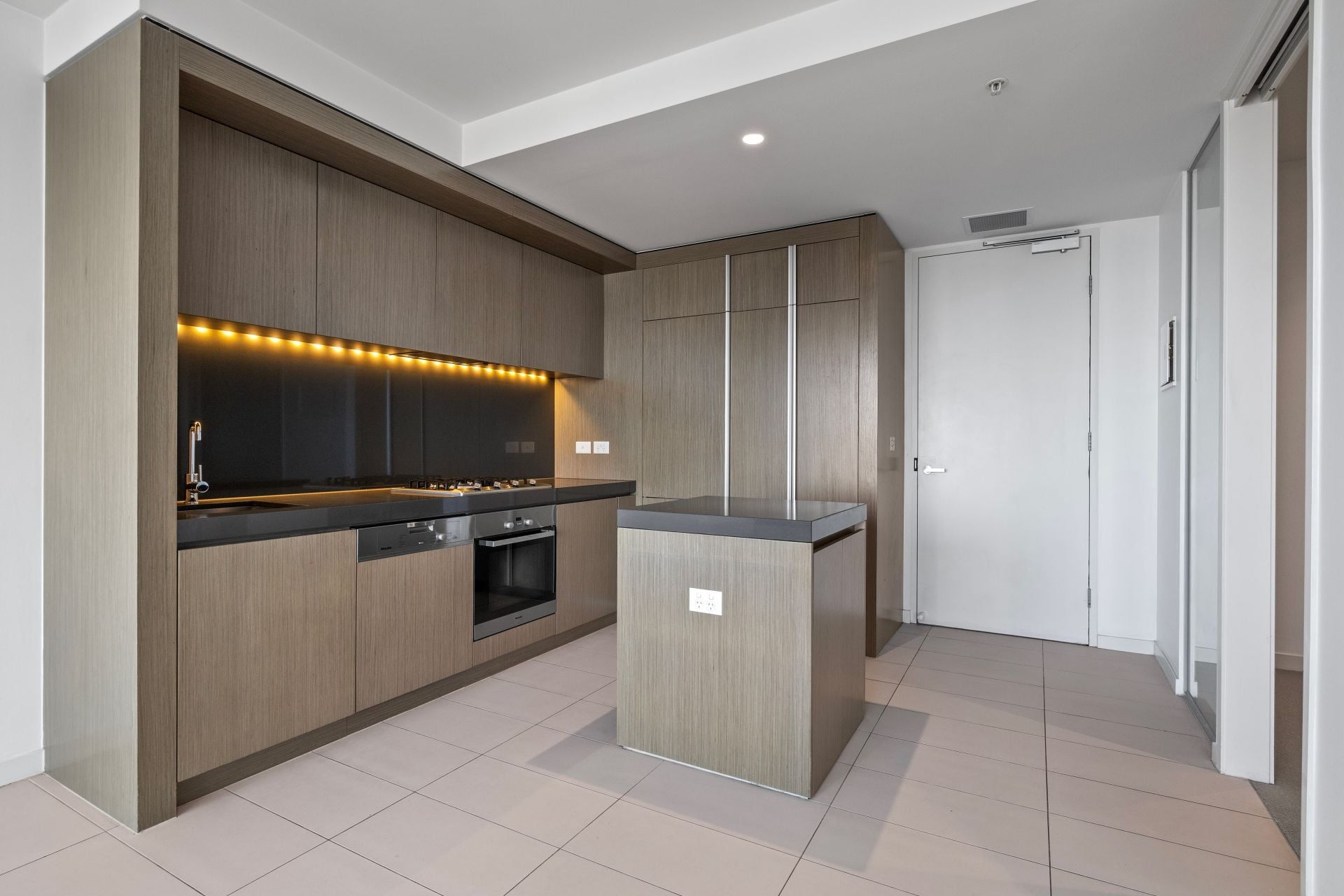 2711/50 Albert Road South Melbourne,  - Thumbnail 4