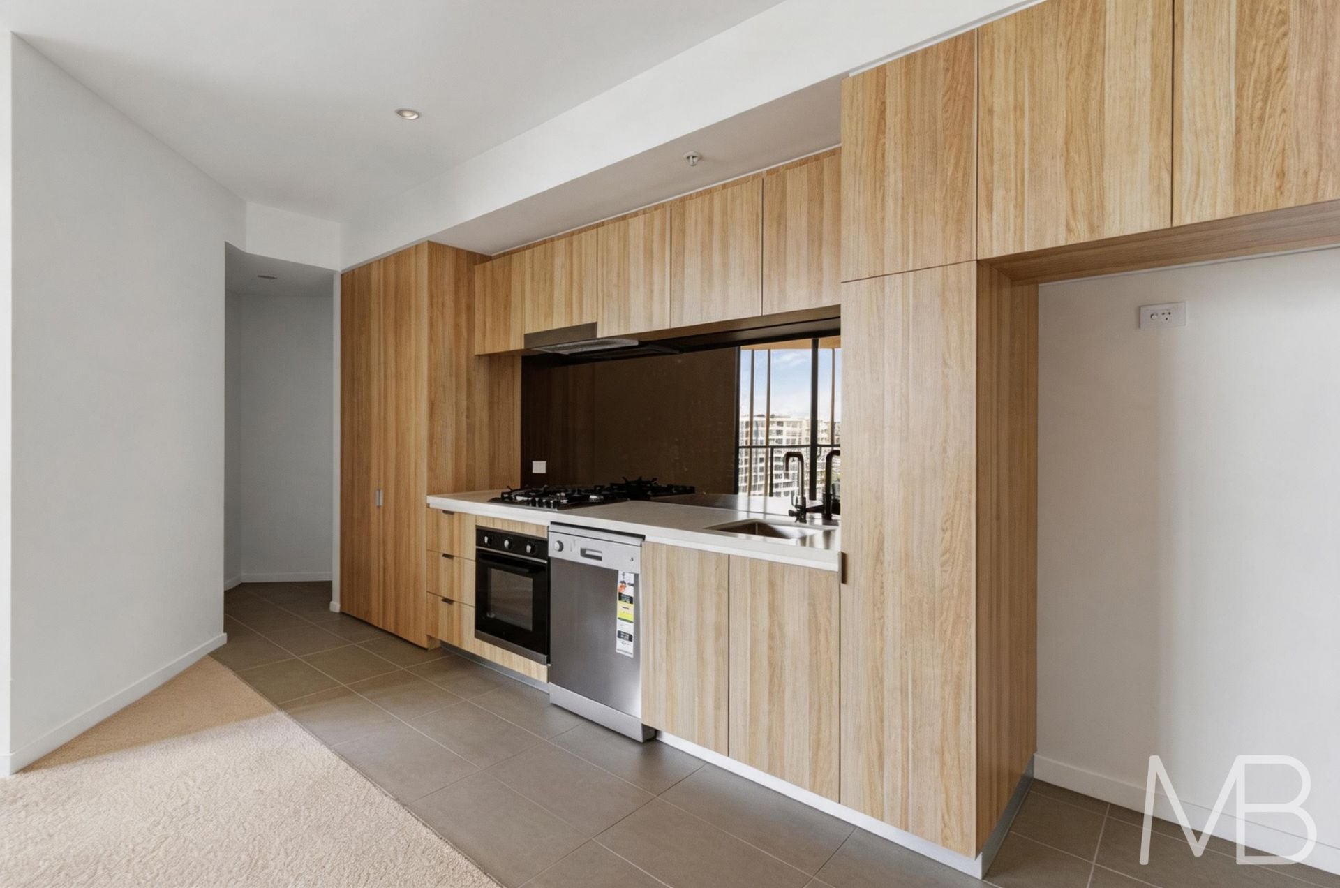 0415 388 681, Zetland - Thumbnail 4