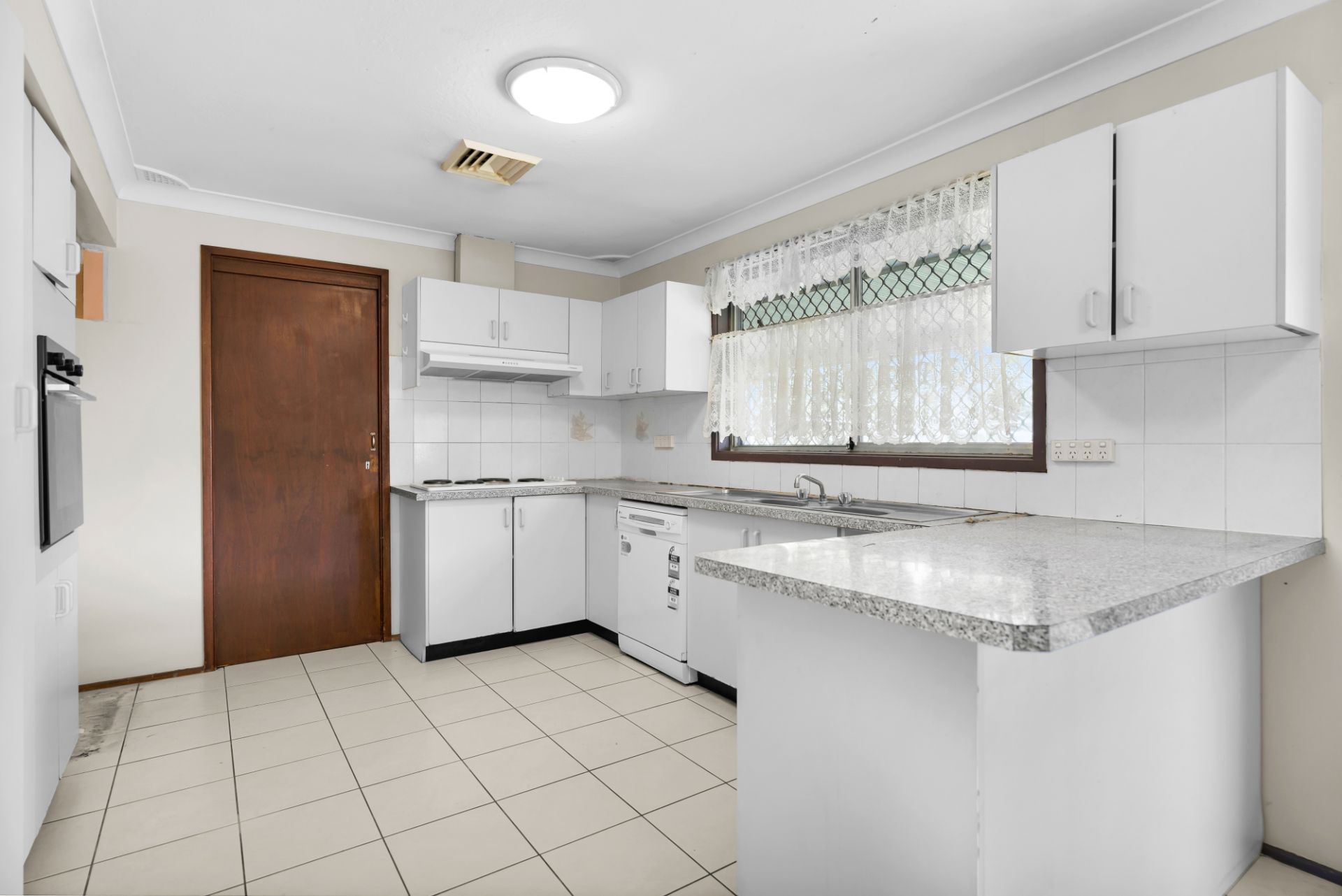 9 Bronzewing Street, Ingleburn, Ingleburn - Thumbnail 6