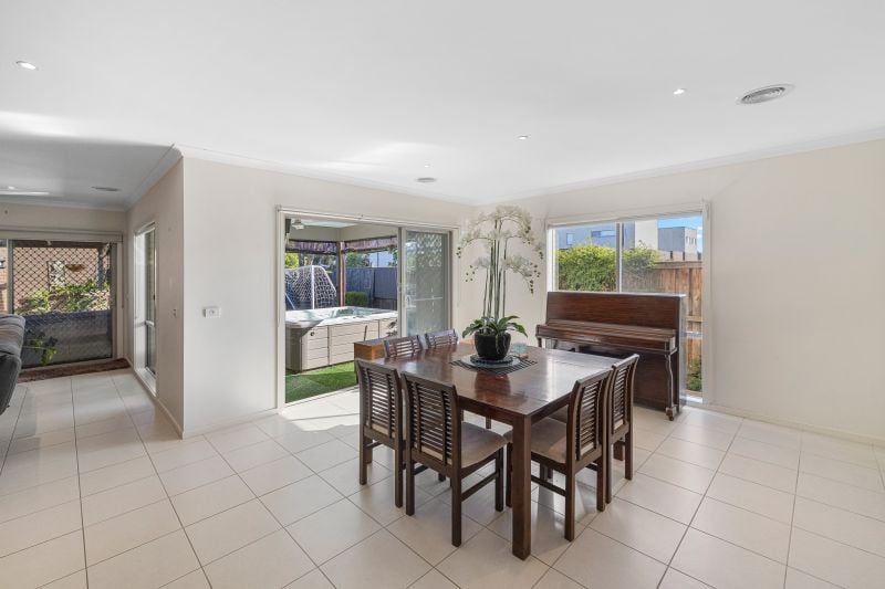 12 Dawkins Avenue, Fraser Rise