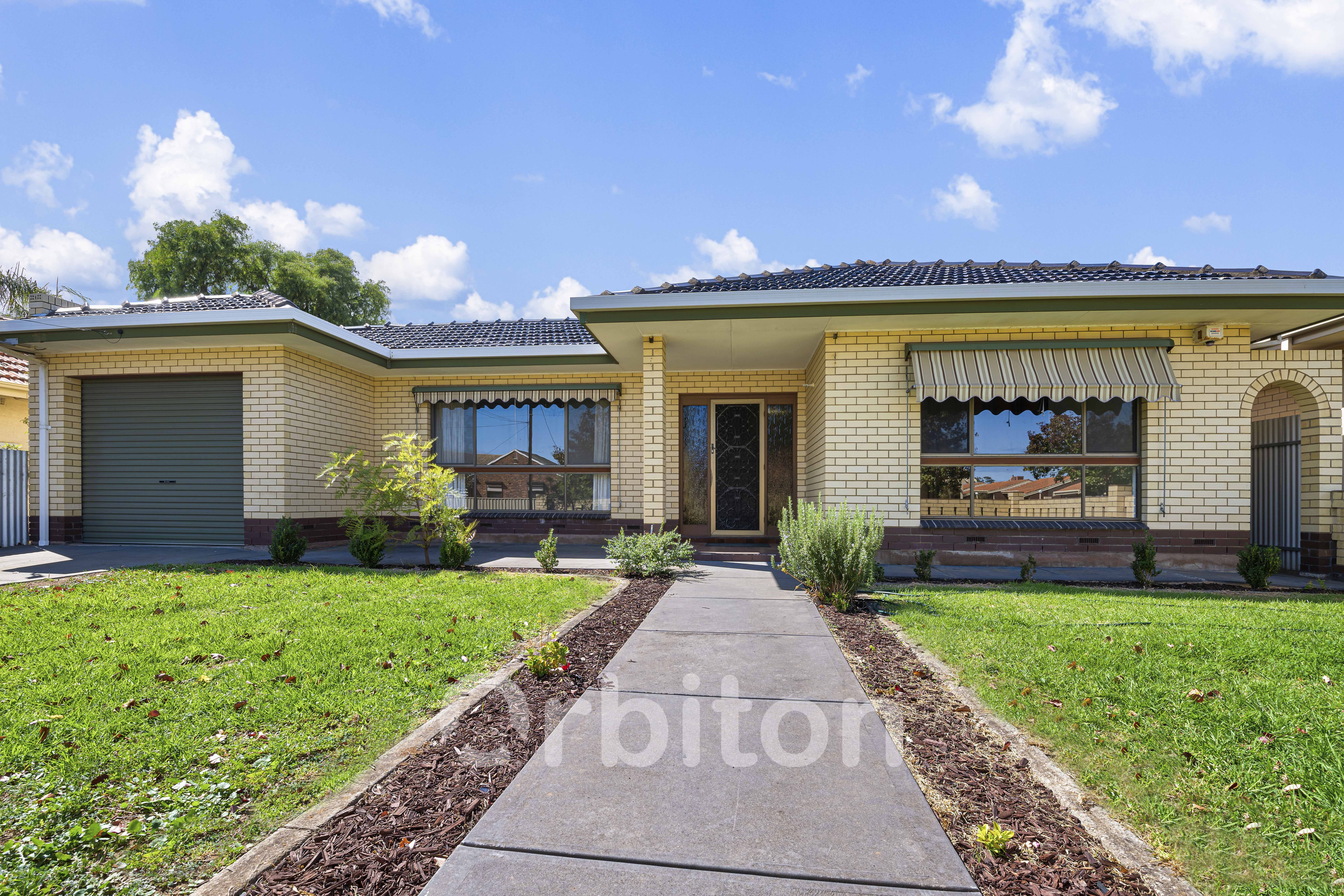 4 Lachlan Ave, Woodville West SA 5011