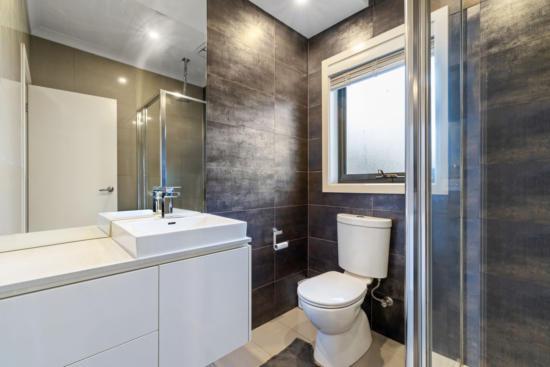 Modern, Private & Perfectly Positioned