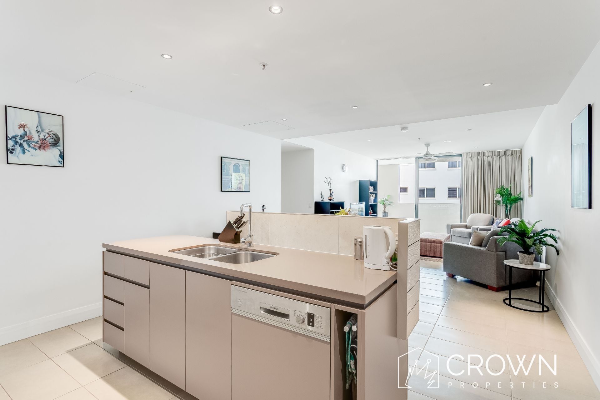 406/99 Marine Parade REDCLIFFE QLD,  - Thumbnail 5