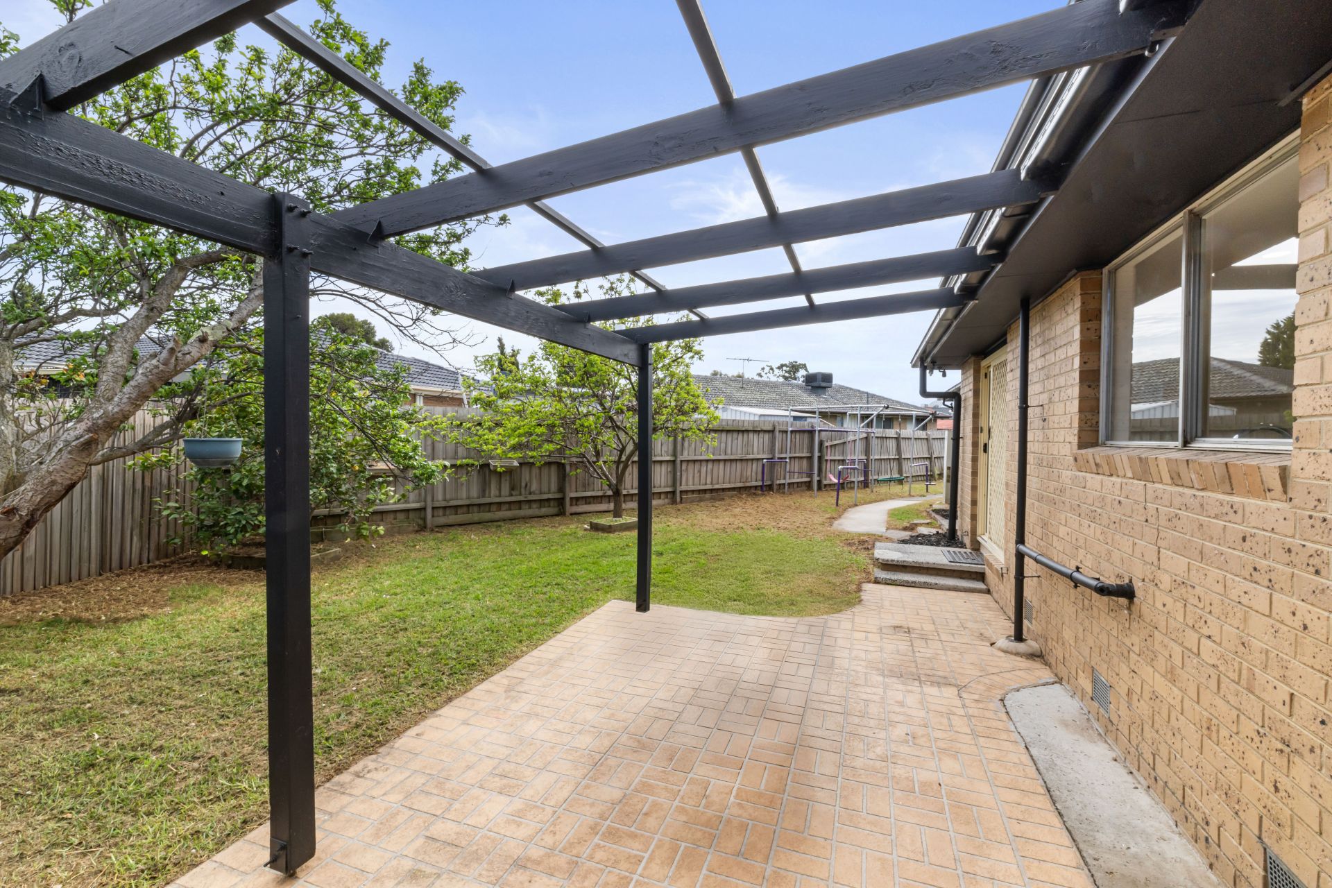 Perfect Family Haven In A Quiet Court Setting
