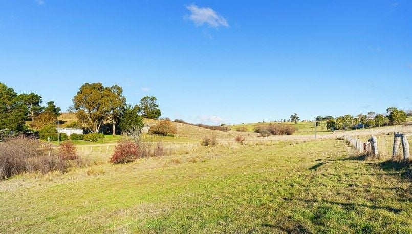 Lots 9&10/ Charles Street, Taradale VIC 3447