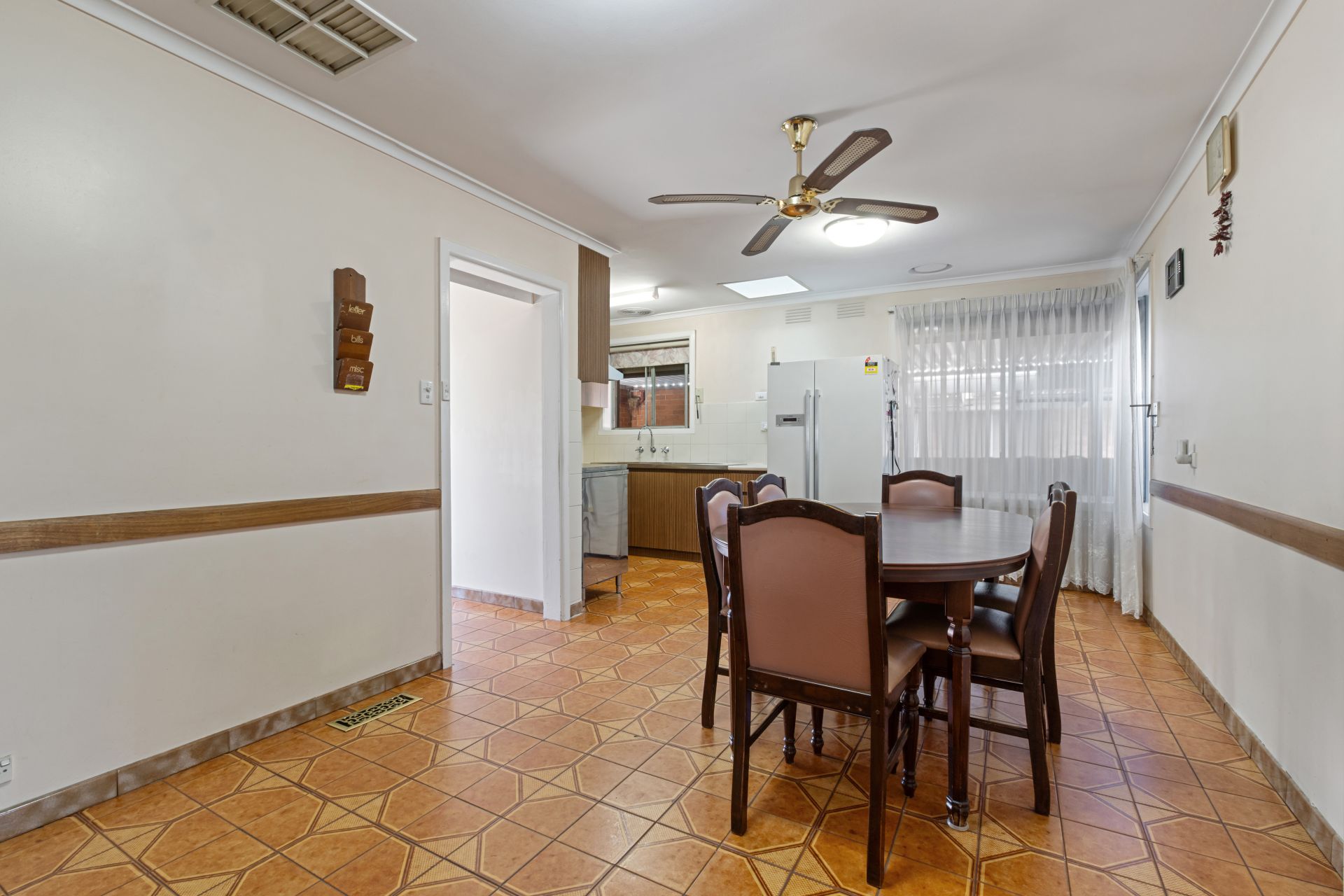 Charming Family Home in Prime Lalor Location!