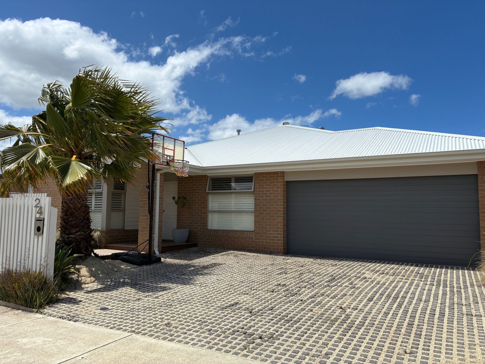 24 Poa Street Torquay VIC, Torquay - Thumbnail 2
