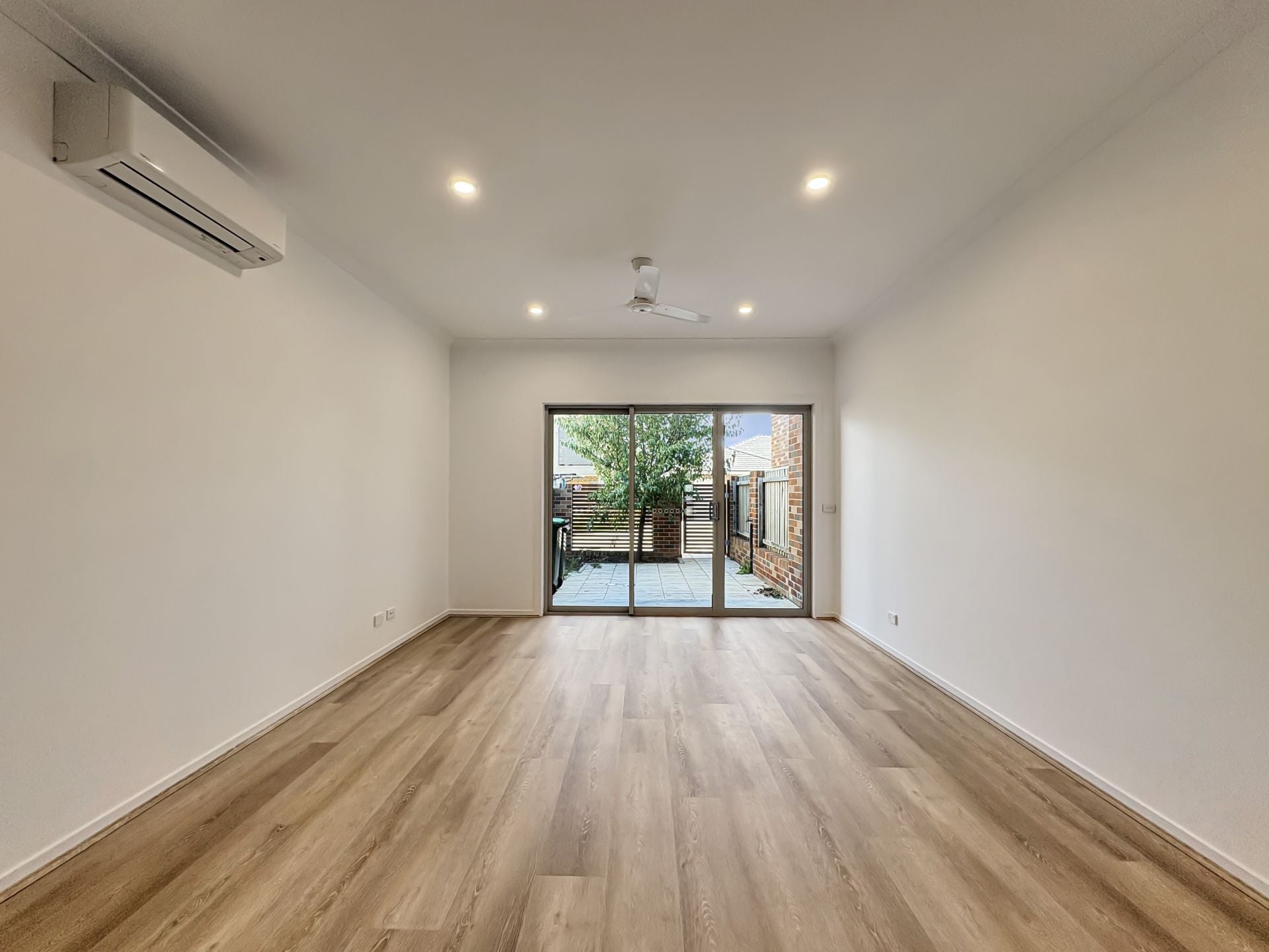 58 Tredwell Street Strathnairn ACT, Strathnairn - Thumbnail 5
