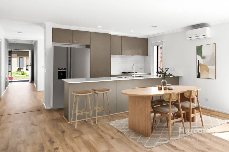 8 Isaacs Street, Deanside