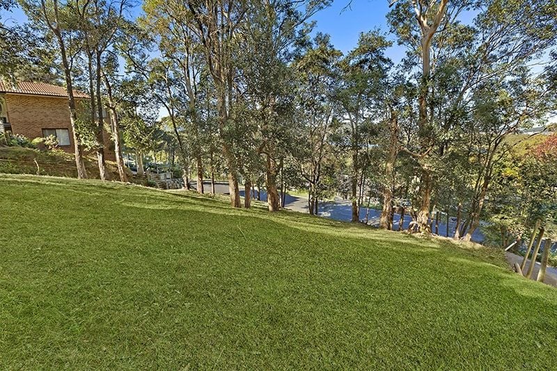 37 Treeview Place SARATOGA NSW