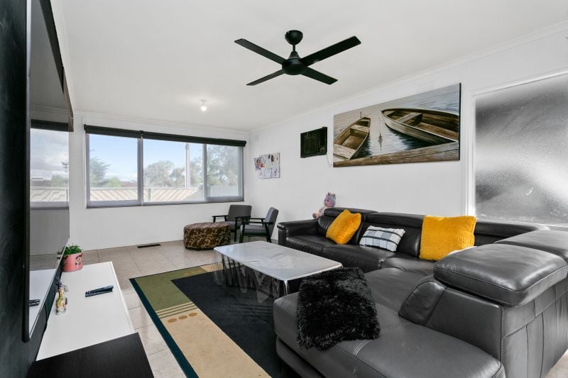 3 Bridge Road, Melton South