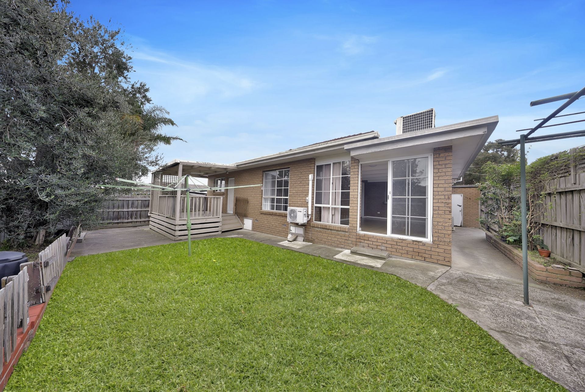 Modern Family Home in Prime Bundoora Location