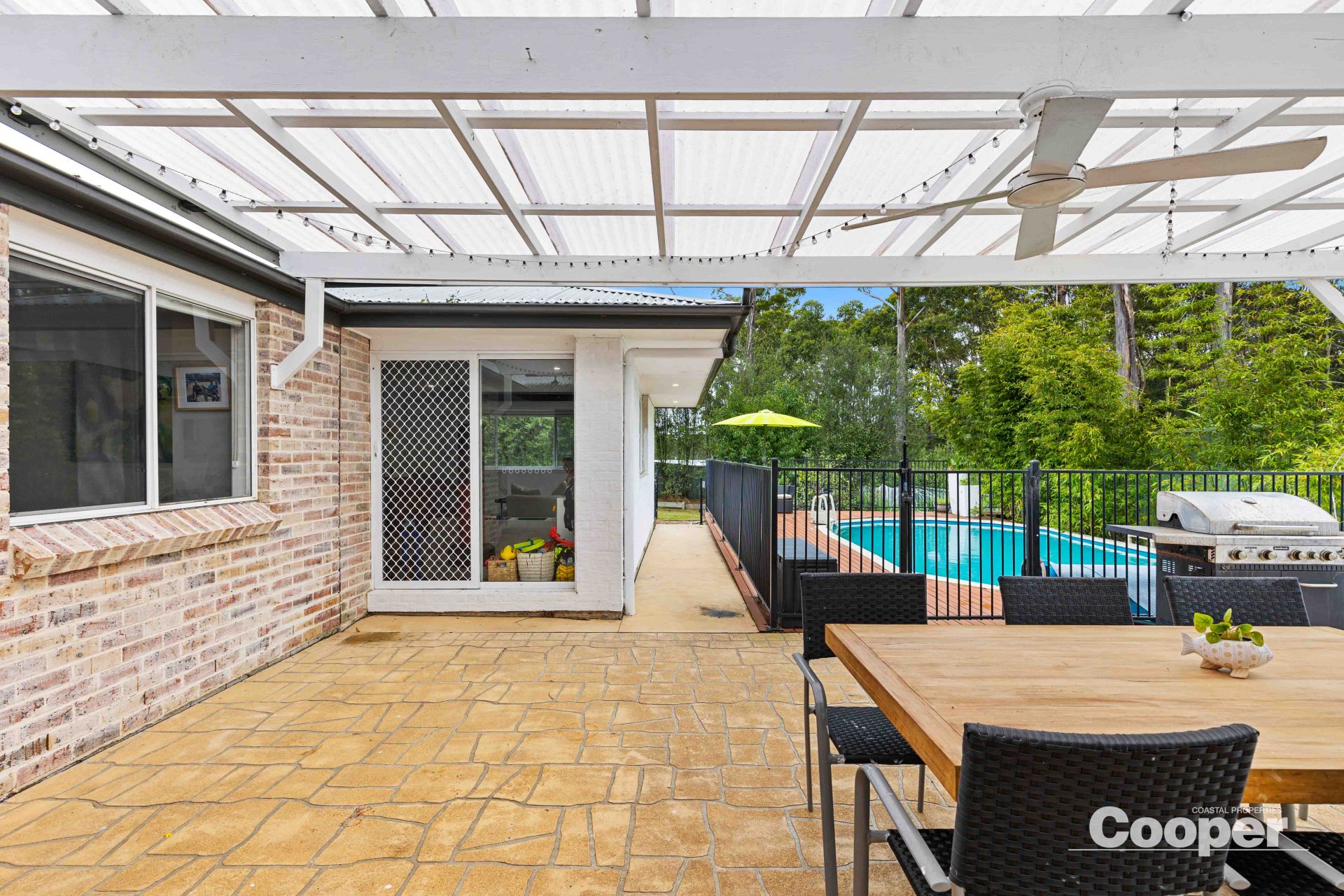 105 Garside Road, Mollymook Beach - Thumbnail 2