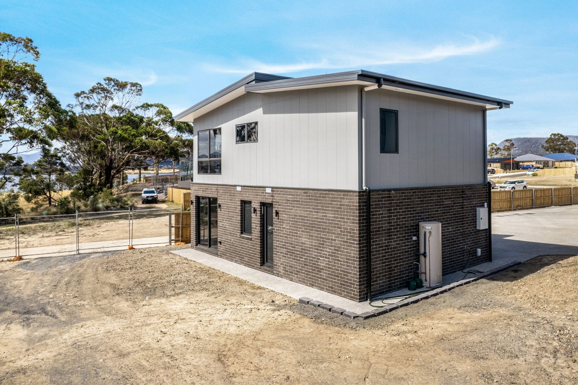 2/120 Stony Pt Dr AUSTINS FERRY TAS, Austins Ferry - Thumbnail 2
