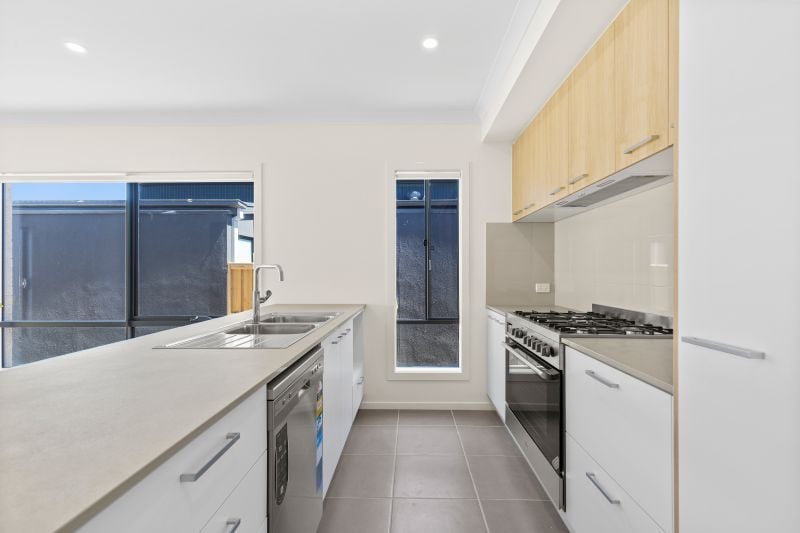 10 Noir Road, Wollert