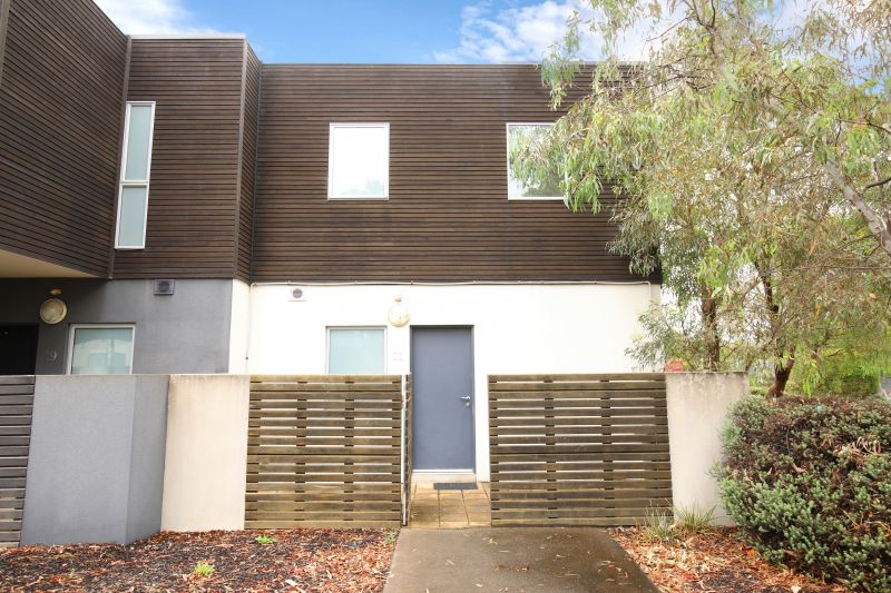 21 Silverash Drive, Bundoora