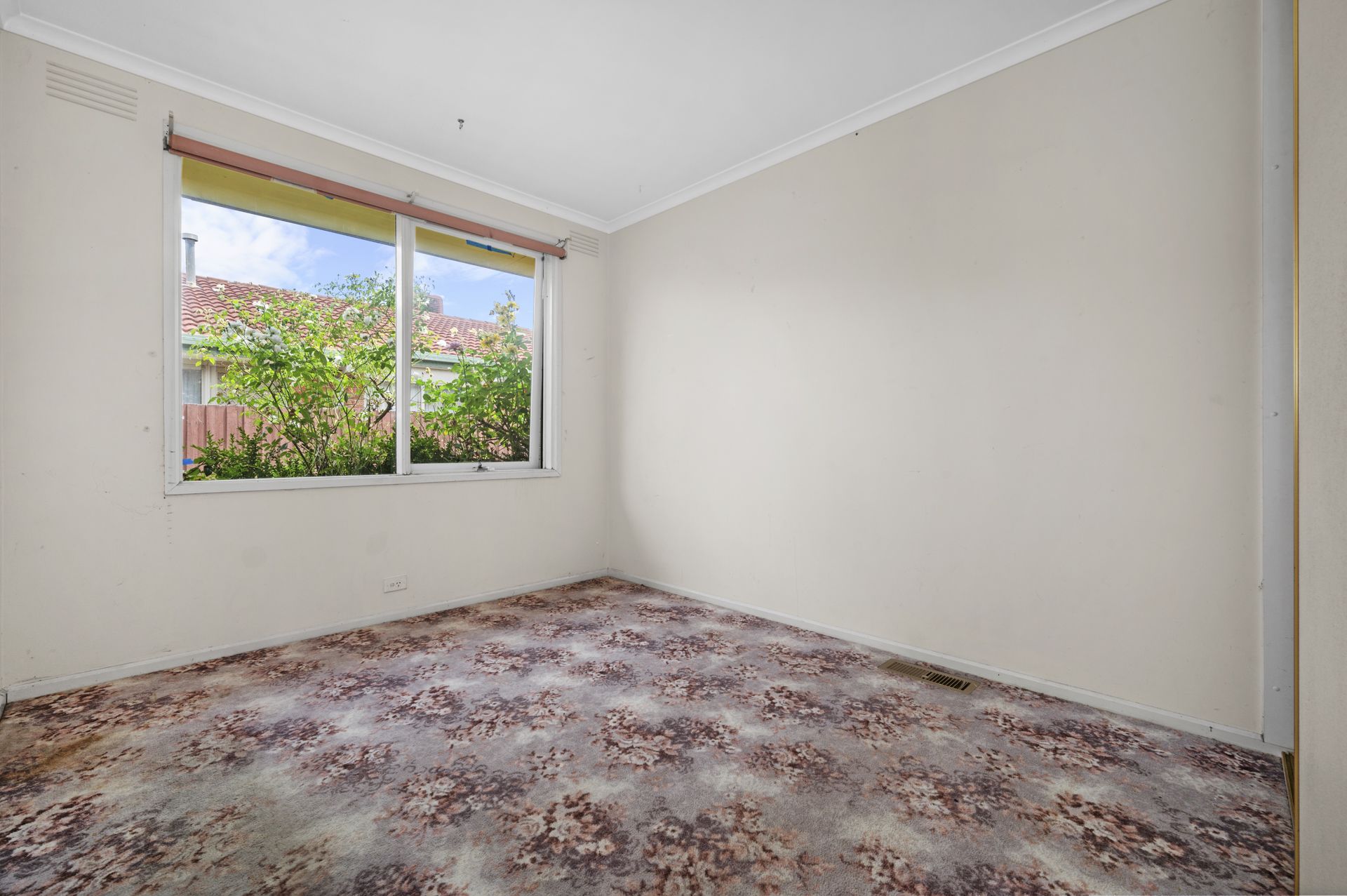 AFFORDABLE 4 BEDROOM HOME  WITH BONUS GRANNY FLAT