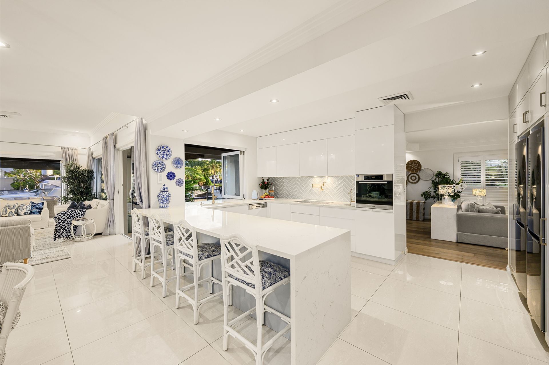 4 Royal Mews, Sovereign Islands QLD 4216, Sovereign Islands - Thumbnail 6