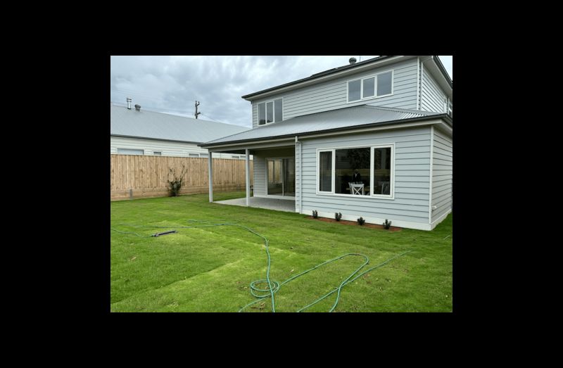 Stunning 4-Bedroom Family Home in Prime Portsea Location