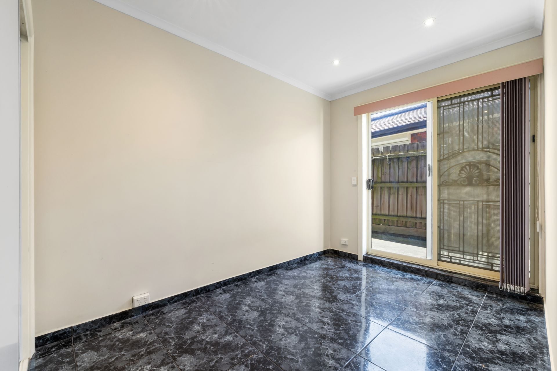 Charming & Private 1-Bedroom Unit | Reservoir | Bills Included