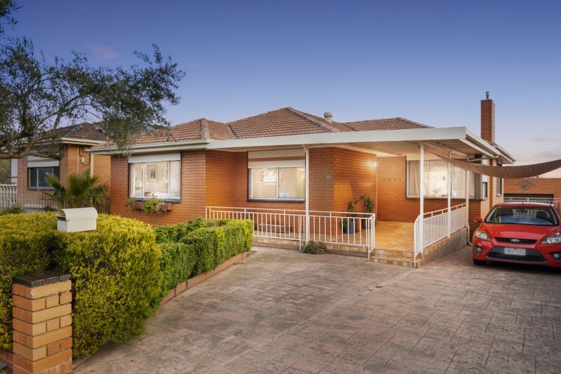 25 Bruce Street, Lalor