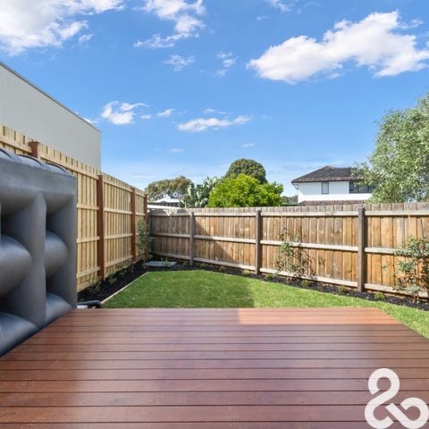 Executive Residence in premium locale