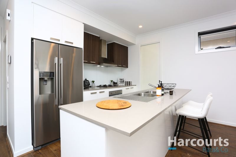 10 Ely Walk, Craigieburn