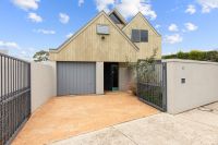 2/63 Salmon Street, Hastings VIC